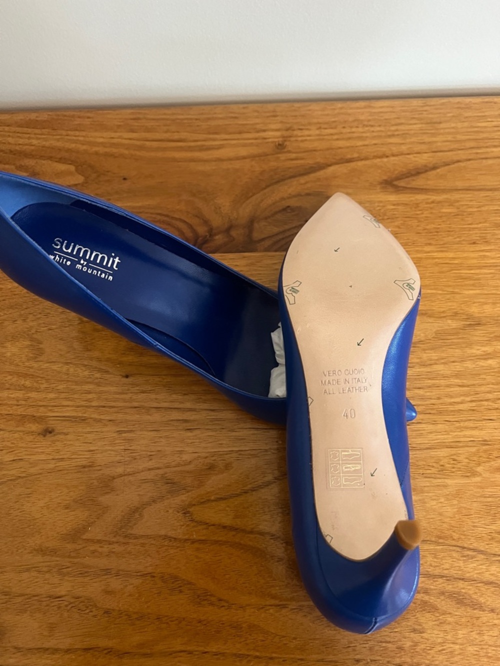 Summit by White Mountain Royal Blue Pointed Leather Pumps